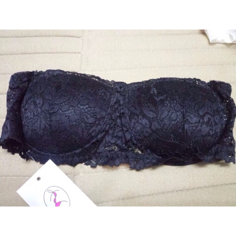 ❤️現貨在台，膚.黑.白 無肩帶 一字領 平口 露肩 無鋼圈 小胸 婚紗 小背心 小可愛 蕾絲 抹胸 防走光 內衣 內搭-細節圖5