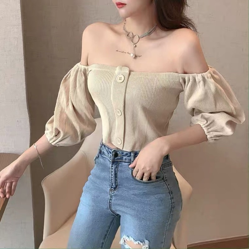 ❤️現貨在台，白 一字領 平口 性感 女神 泡泡袖 可愛 露肩 收腰 顯瘦 白色 短版 露肚臍 娃娃衫 針織 上衣-細節圖3