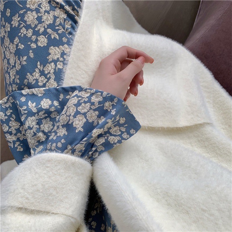 ❤️現貨在台，粉.白 溫暖 長外套 外套 韓版 寬鬆 慵懶風 中長款 水貂毛 針織 開衫 or 碎花 花朵 洋裝 長裙-細節圖6