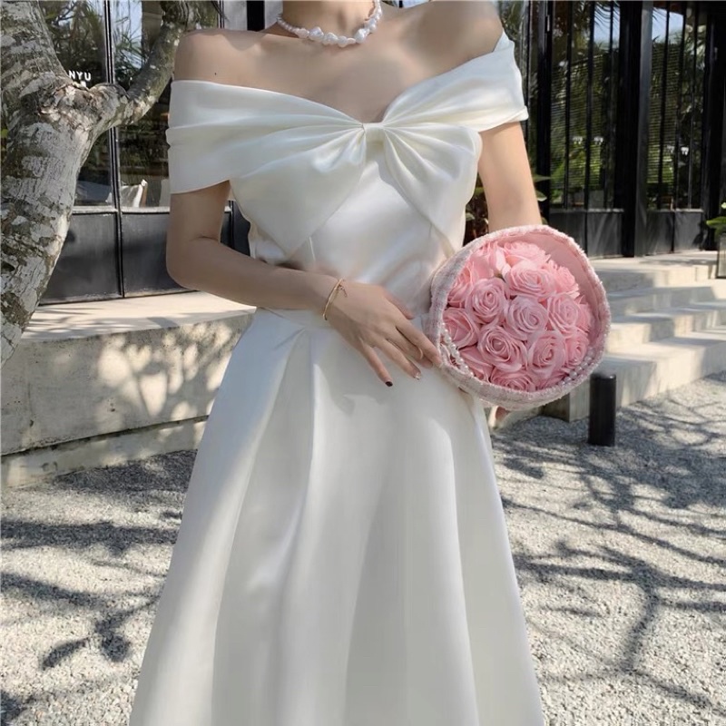 ❤️現貨在台，XS- XL 法式 小眾 禮服 伴娘 緞面 婚宴 白色 仙女 連衣裙 蝴蝶結 平口 一字領 抹胸 長裙-細節圖4