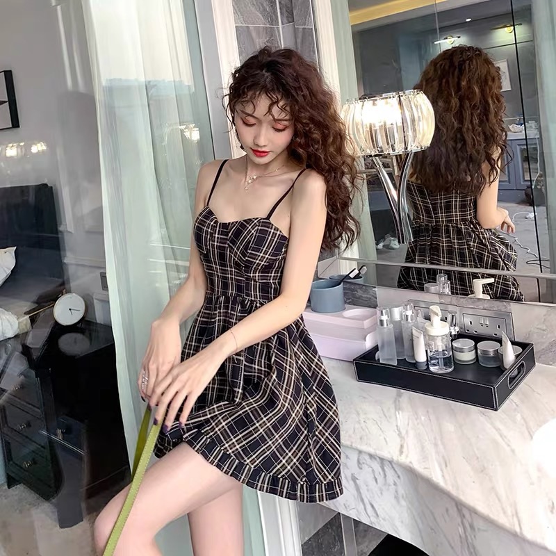 ❤️現貨在台，XL(S- 2XL) 低胸 清新 格子 性感 吊帶 細肩帶 顯瘦 小個子 連衣裙 洋裝 禮服-細節圖4