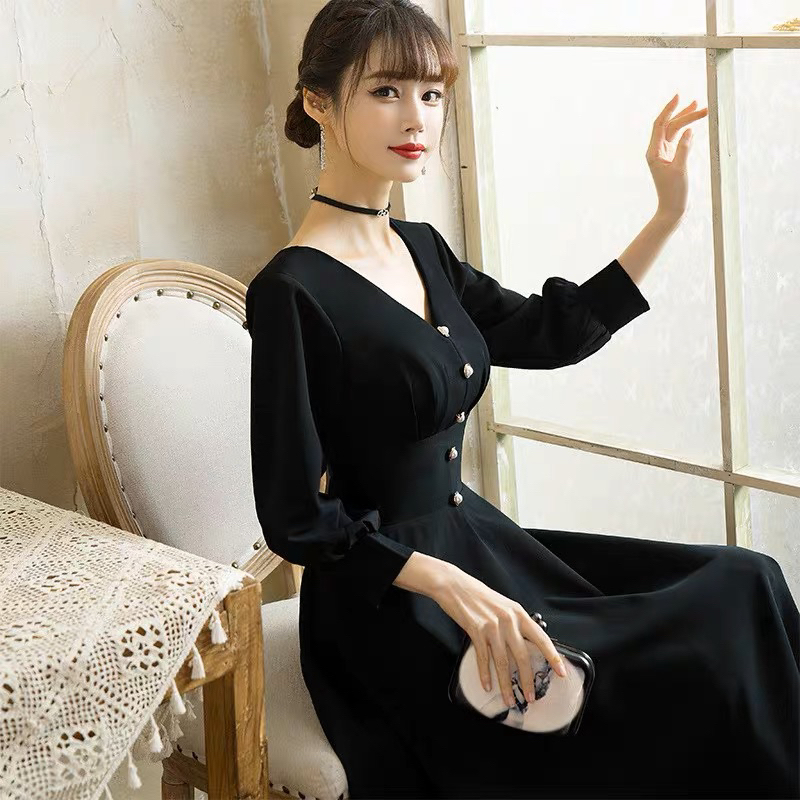 🌟心儀 現貨在台，黑L(S-L) 敬酒服 禮服 洋裝 氣質 v領 酒紅色 結婚 訂婚 回門 連衣裙 新娘 長裙 洋裝-細節圖3