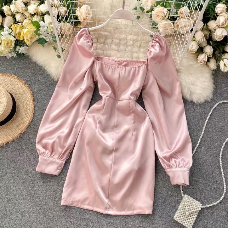 ❤️現貨在台，粉.黑.白 伴娘 禮服 少女 性感 宮廷風 泡泡袖 褶皺 緞面 連衣裙 開叉 包臀 洋裝 禮服 公主袖-細節圖4