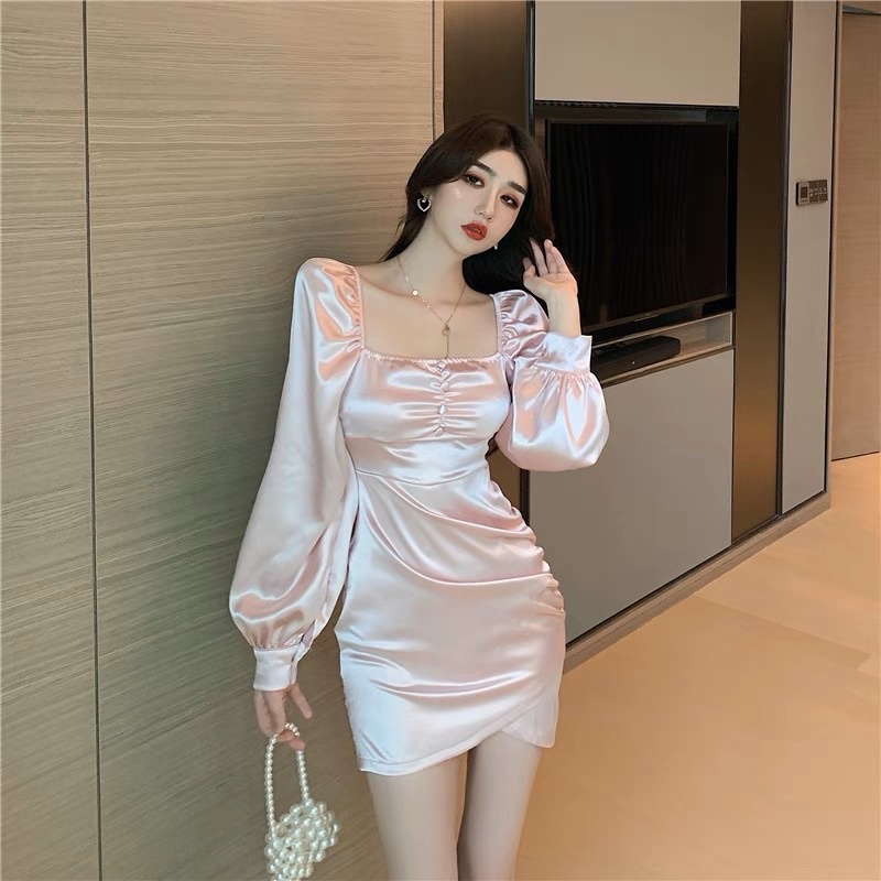 ❤️現貨在台，粉.黑.白 伴娘 禮服 少女 性感 宮廷風 泡泡袖 褶皺 緞面 連衣裙 開叉 包臀 洋裝 禮服 公主袖-細節圖6