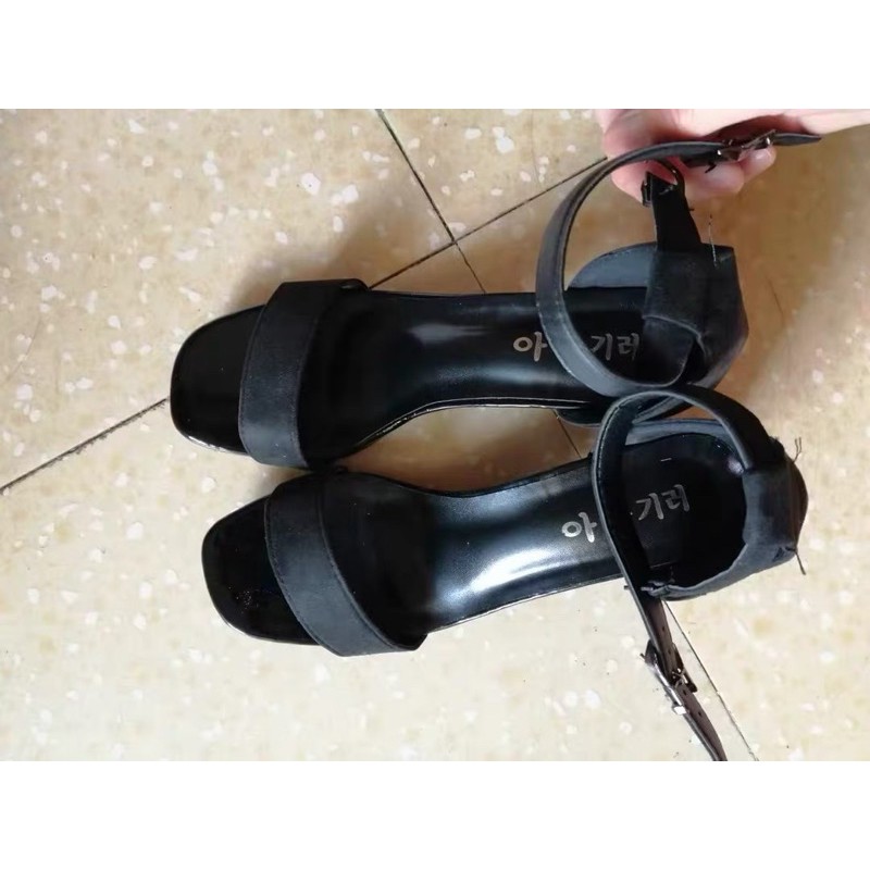 ❤️黑.酒紅34-40 涼鞋 高質感 性感 中跟 粗跟 百搭 露趾 一字扣帶 羅馬 高跟鞋-細節圖4