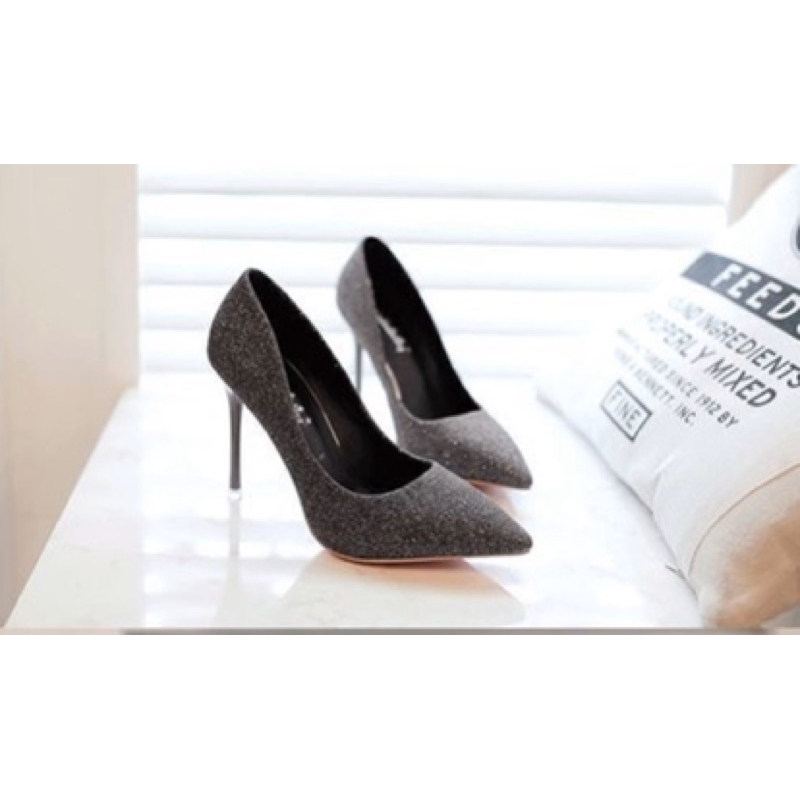 ❤️現貨在台，銀.金34-40 亮粉 婚宴 高跟鞋 尖頭 ol 細跟 性感 百搭 中跟鞋 新娘 伴娘 婚鞋 紅 粉-細節圖5