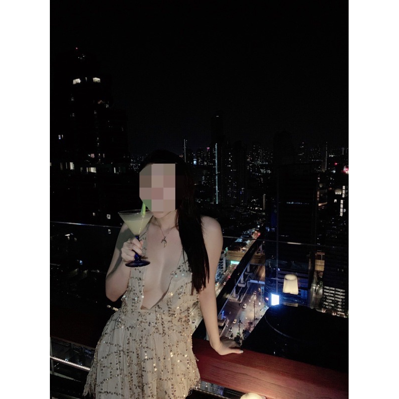 ❤️現貨在台，黑.金S- XL 歐美風 性感 女神 深v v領 亮晶晶 露背 亮片 晚禮服 洋裝 禮服 夜店 連衣裙-細節圖7