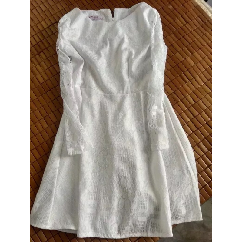 💕現貨在台，白.黑S- XL.2XL.3XL 花邊 蕾絲 洋裝 禮服 透膚 連衣裙 顯瘦 女神 婚宴 伴娘-細節圖6