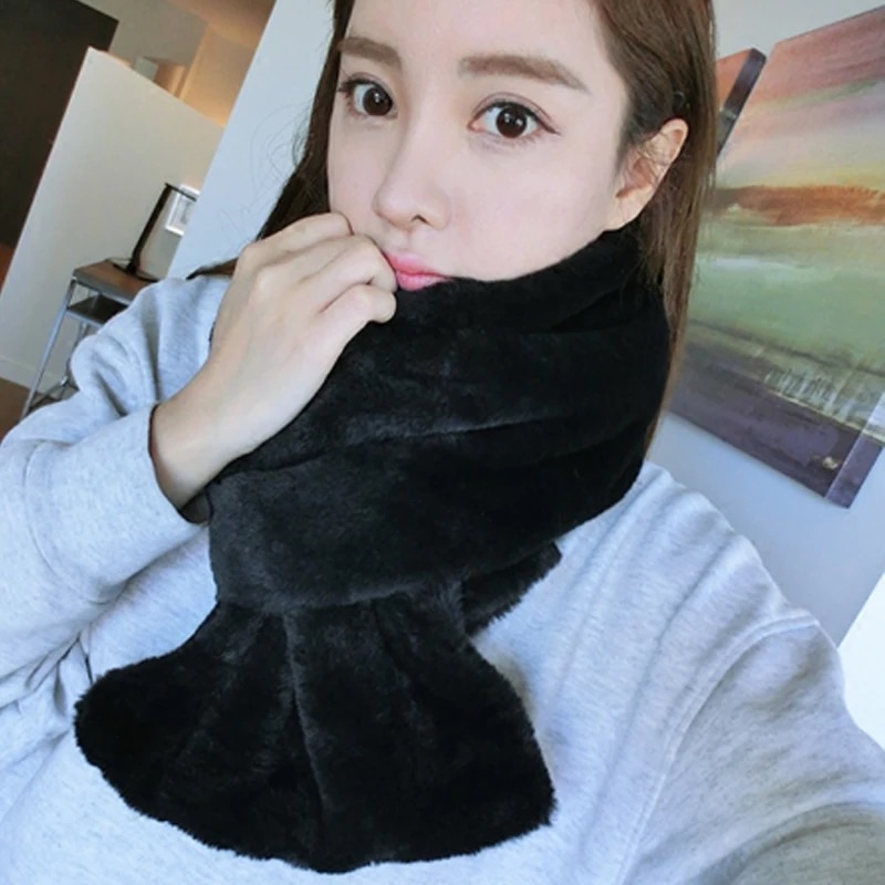 ❤️現貨在台，白 仿毛 毛絨 兔毛 圍巾 百搭 披肩 圍脖 套頭-細節圖3