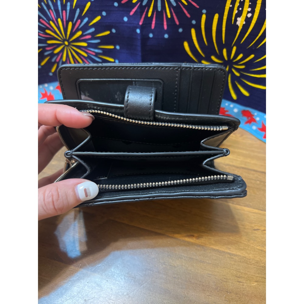 Kate spade 金屬桃心LOGO菱格絎縫設計小牛皮 中夾-細節圖5