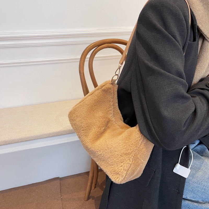 秋冬手提毛絨絨腋下包-細節圖4