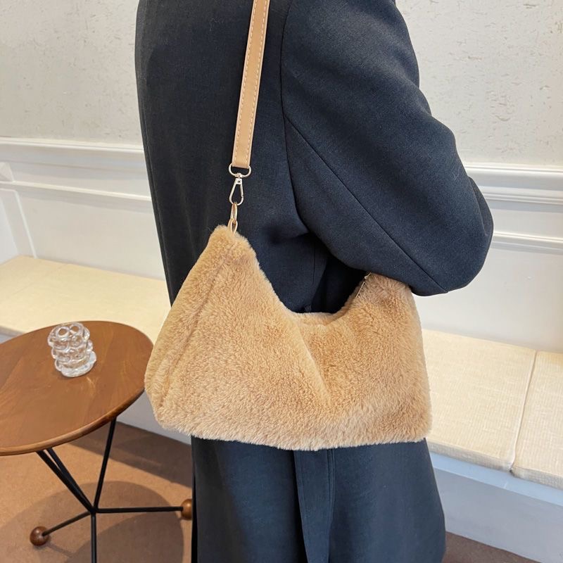 秋冬手提毛絨絨腋下包-細節圖5