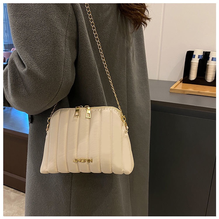 鏈條斜背貝殼包-細節圖6