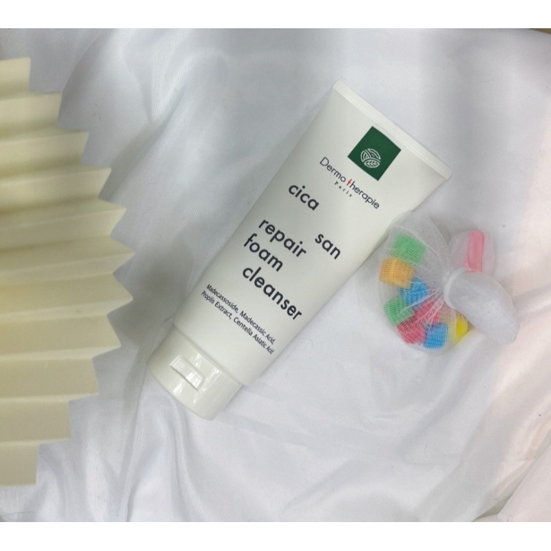 韓國 Dermo therapie 積雪草精華洗面乳 320ml(附起泡網）EXP2026.03-細節圖2