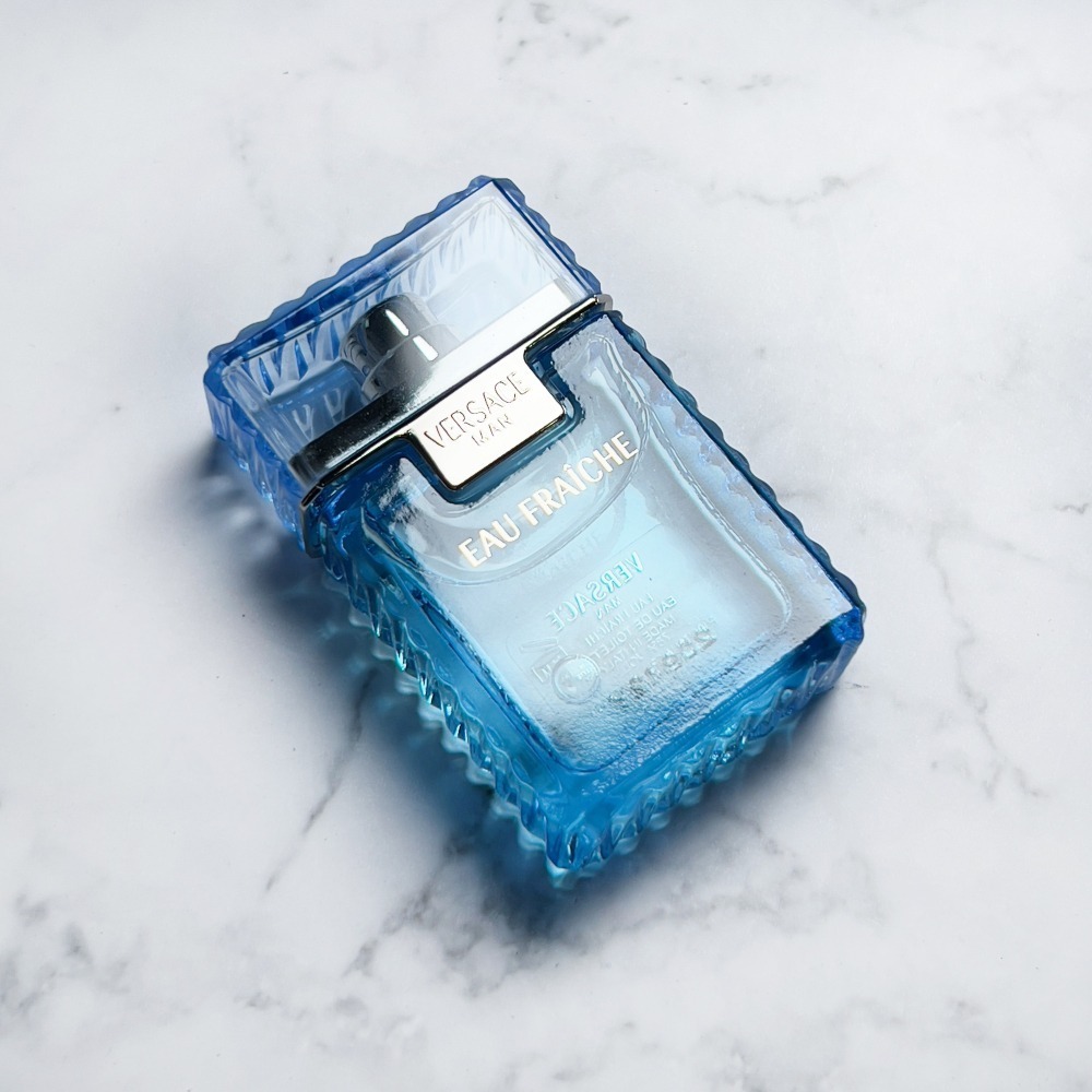【超激敗】Versace 凡賽斯 雲淡風輕 男性淡香水 5ML 小香  Eau Fraiche-細節圖2