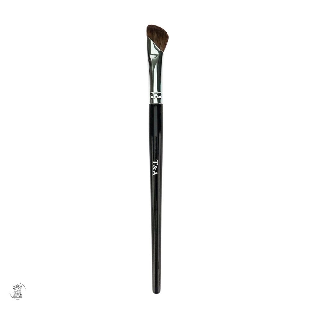 Tommy&Anson 鐮刀鼻影刷｜仿指腹弧度、精準卡位眼窩山根，骨相提亮不顯髒 修容刷/鼻影神器/台灣品牌-細節圖2