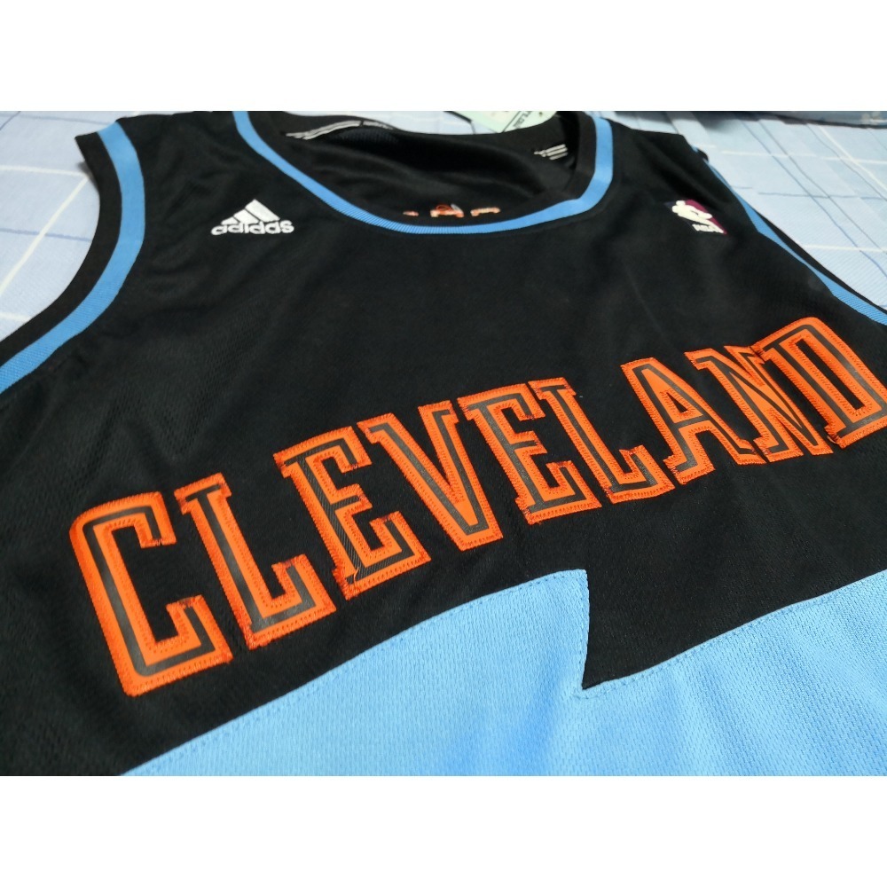 Adidas NBA球衣 克里夫蘭騎士 Kyrie Irving #2 L號-細節圖5