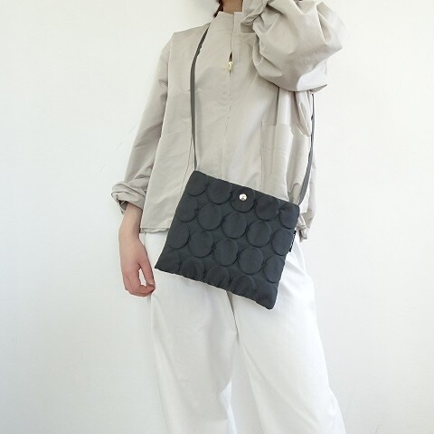 【存在指南】Grandir 圓點肩背包 日本職人品牌肩背包 隨身背包 日本原裝進口背包-細節圖3