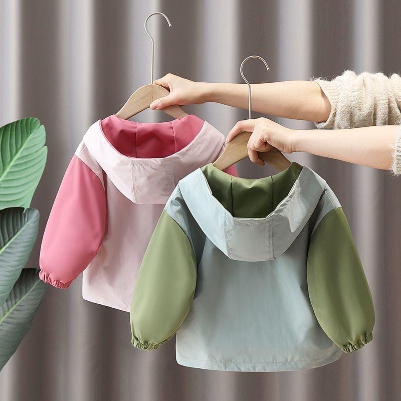 🎀雙生媽の櫥窗🎀 春秋卡通連帽風衣外套 兒童風衣外套 中小童 80-120-細節圖3