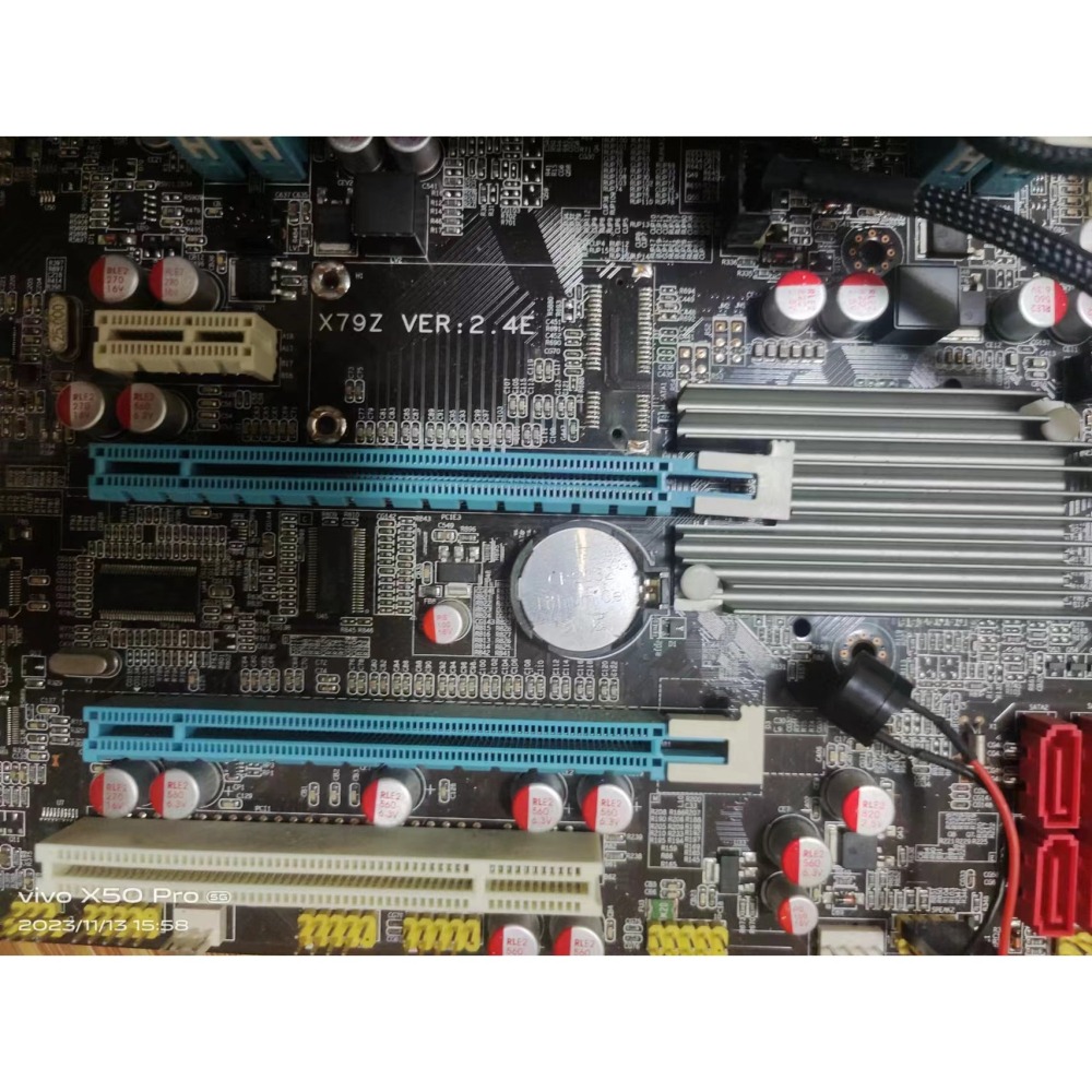 X79主機半套-細節圖2