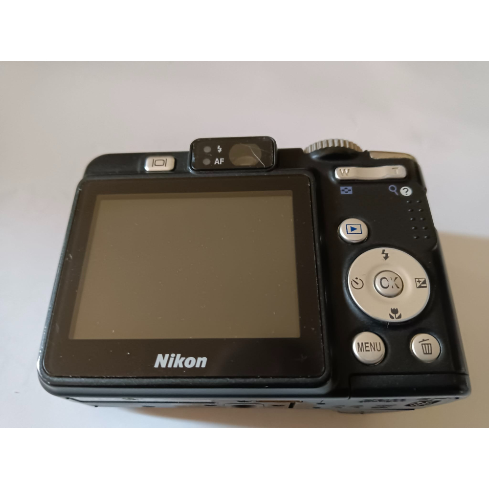 Nikon Coolpix P50 數位相機 ( CCD零件機 )-細節圖2