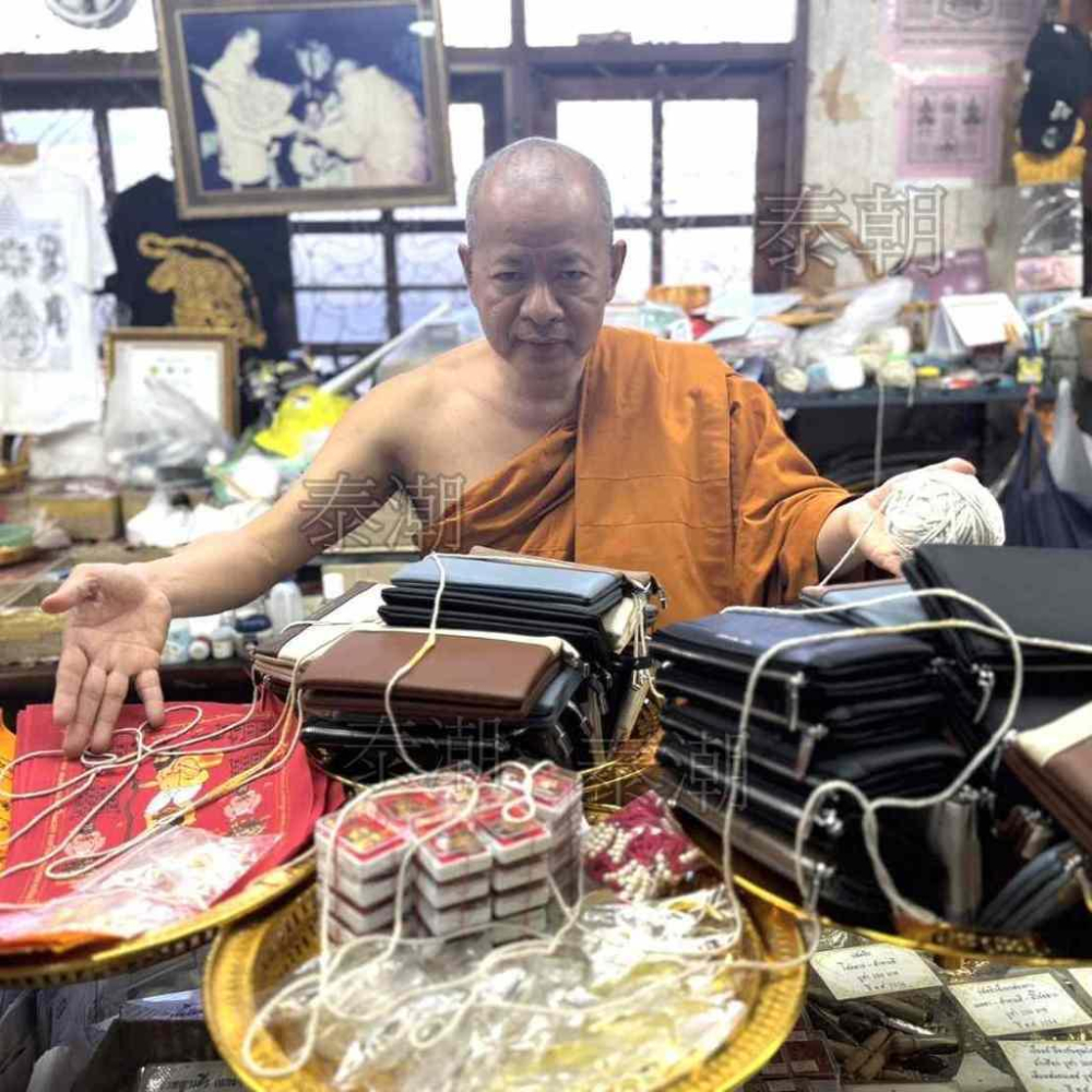 泰國 龍婆本廟 魯士 騎虎龍婆本大師 佛牌 附出廟盒-細節圖4