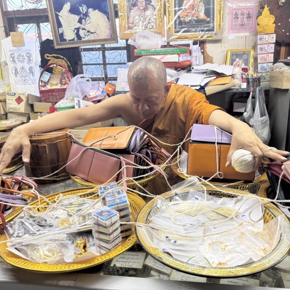 泰國 龍婆本廟 手寫經文招財 皮夾 長夾-細節圖6
