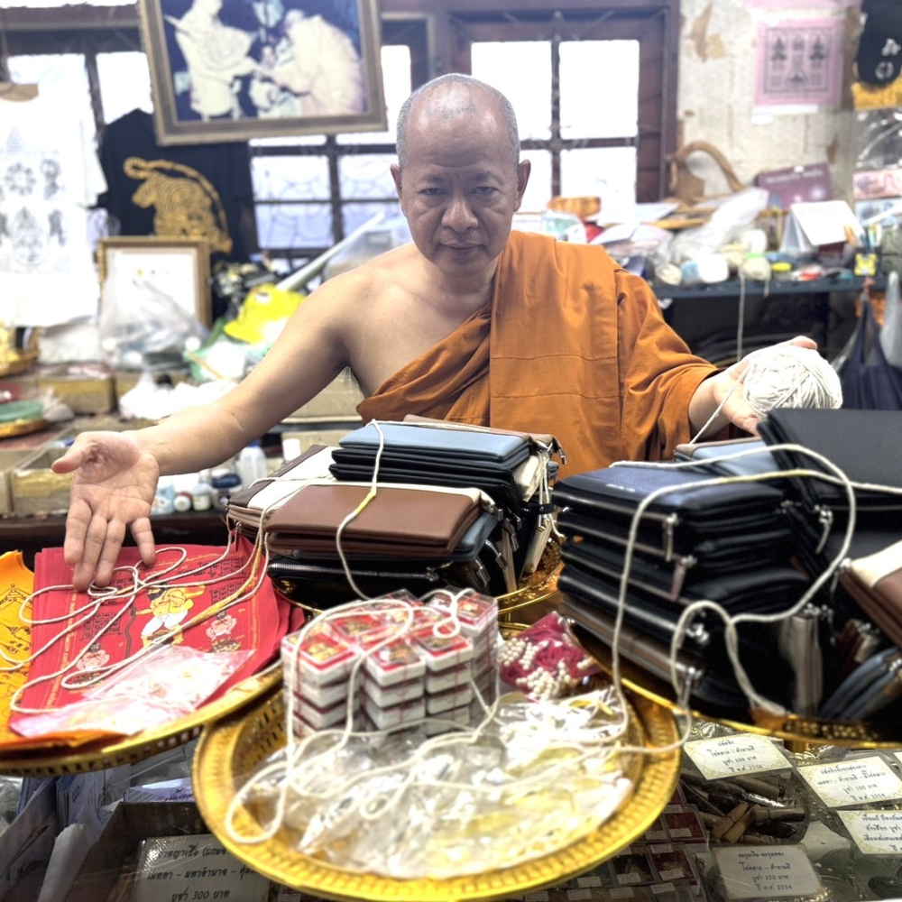 泰國 龍婆本廟 長夾 皮夾 手寫招財經文PONY長夾-細節圖8