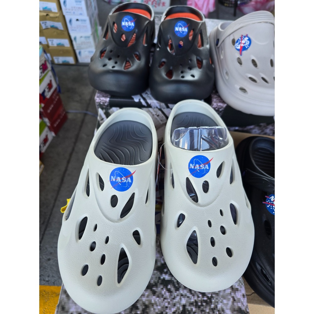 NASA洞洞氣墊涼拖鞋-細節圖6
