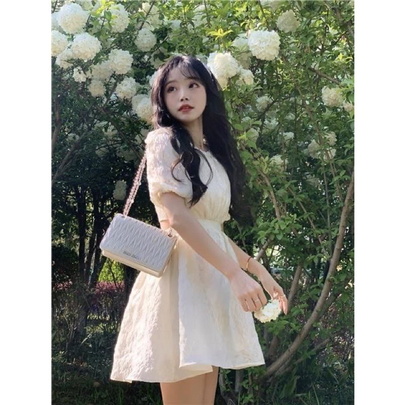 出清價 露背公主裙 L（一顆扣子有瑕疵）