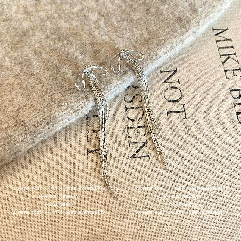 ｜Teddy Shop｜𝑺𝟗𝟐𝟓純銀 💎蝴蝶結流蘇兩戴耳環🎀 銀色耳環 氣質耳飾 甜美高級感款-細節圖4