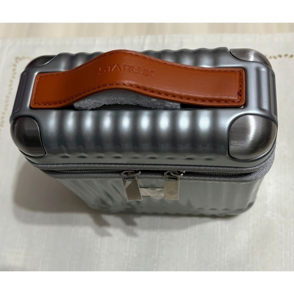 星宇航空 × 義大利FPM 2025年最新款 頭等艙過夜包-細節圖3