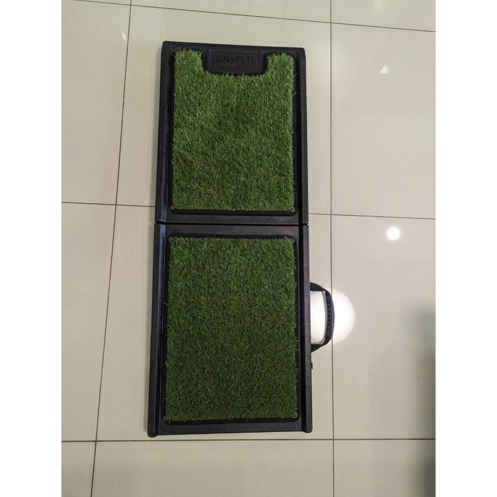 【二手中古】美國 Gen7pets 折疊式 寵物斜坡 42＂草皮款-細節圖8