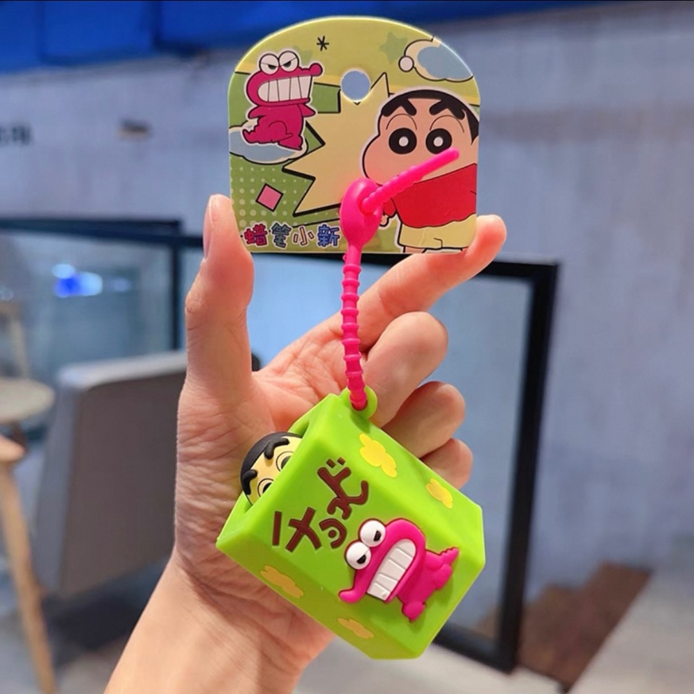 『𝑴𝒆𝒐𝒘𝑺𝑻𝑶𝑹𝑬正版聯名✨』蠟筆小新解壓鑰匙圈吊飾✨-規格圖7