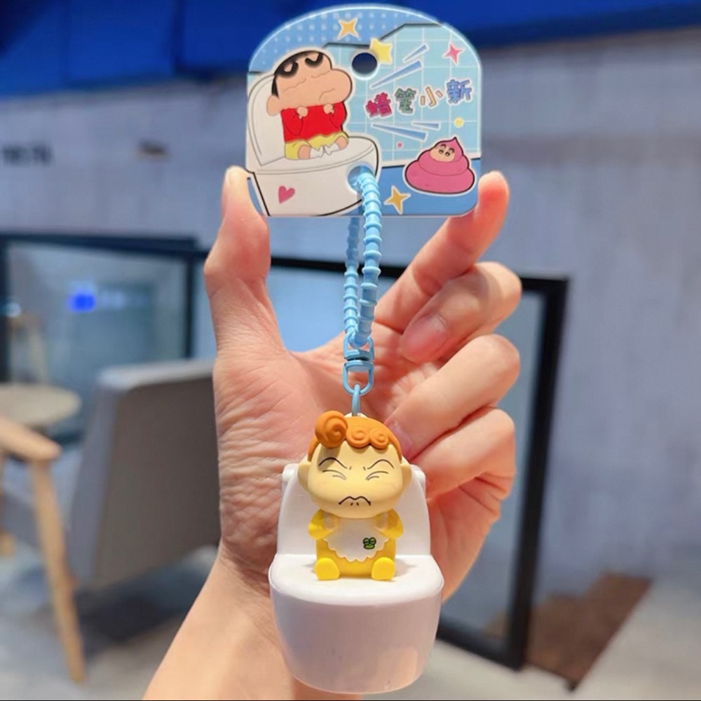 『𝑴𝒆𝒐𝒘𝑺𝑻𝑶𝑹𝑬正版聯名✨』 蠟筆小新小葵馬桶鑰匙圈吊飾 可愛吊飾鑰匙圈-規格圖6