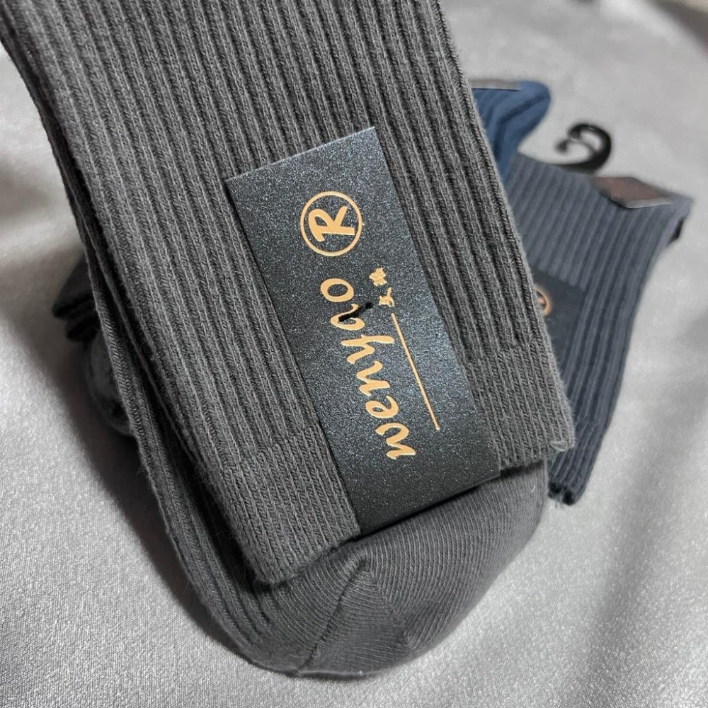 𝒎𝒊𝒂𝒍𝒆.𝒔𝒕𝒐𝒓𝒆 簡約吸汗防臭棉質中筒男襪 現貨 平價 流行 IG FB 抖音 老爹鞋 文創 百搭 兄弟 韓版-細節圖3