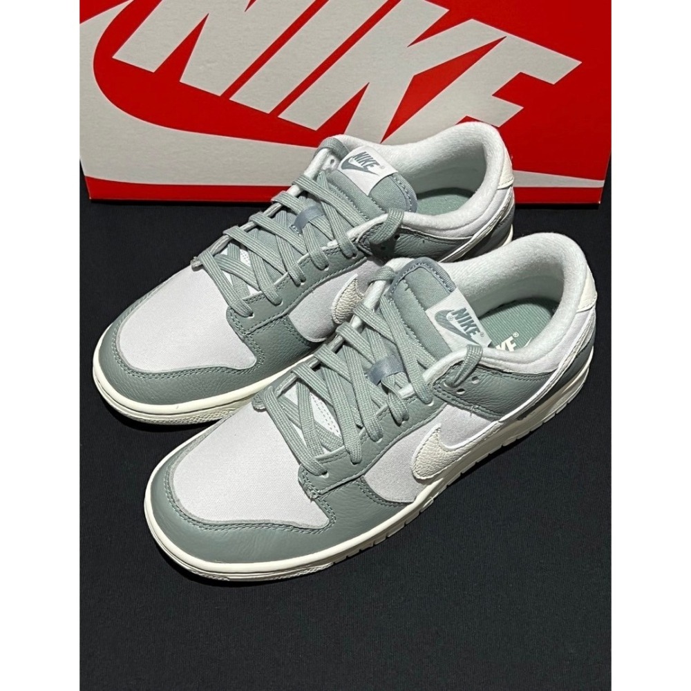 Mica clearance green nike