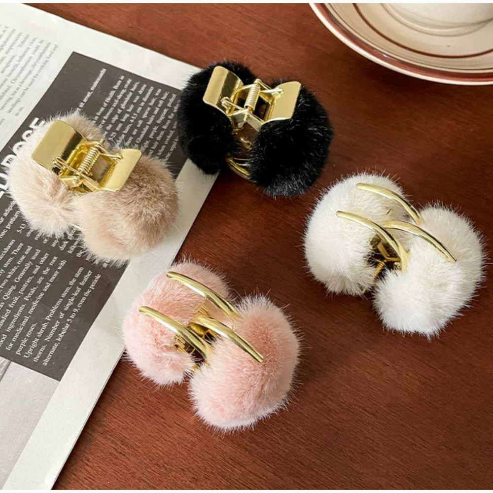 J&C 秋冬高級感  高馬尾 固定神器 毛球髮夾-細節圖2