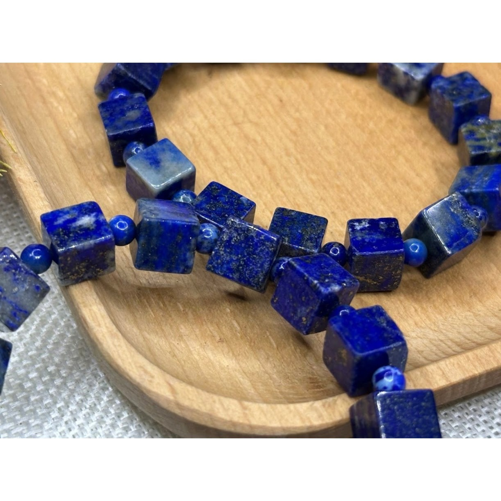 1123~青金石魔方手珠~-細節圖2