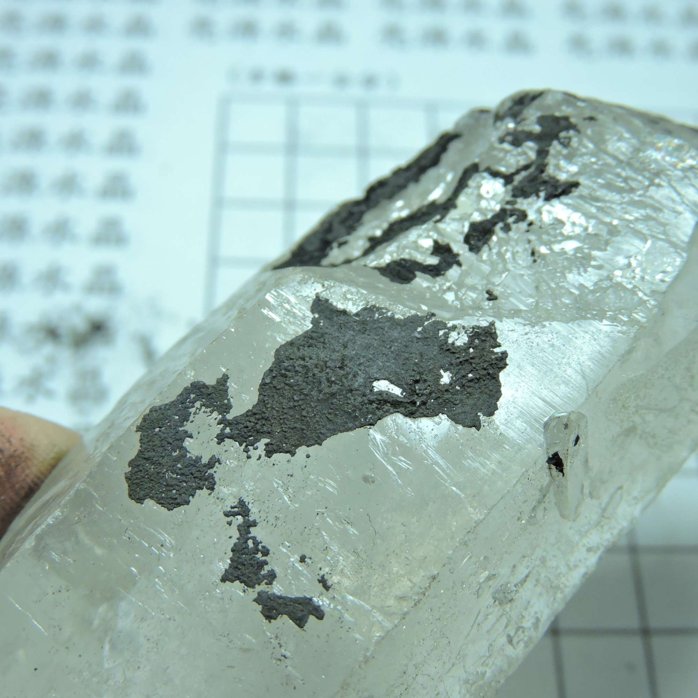 ~0105~西藏黑火晶-細節圖3