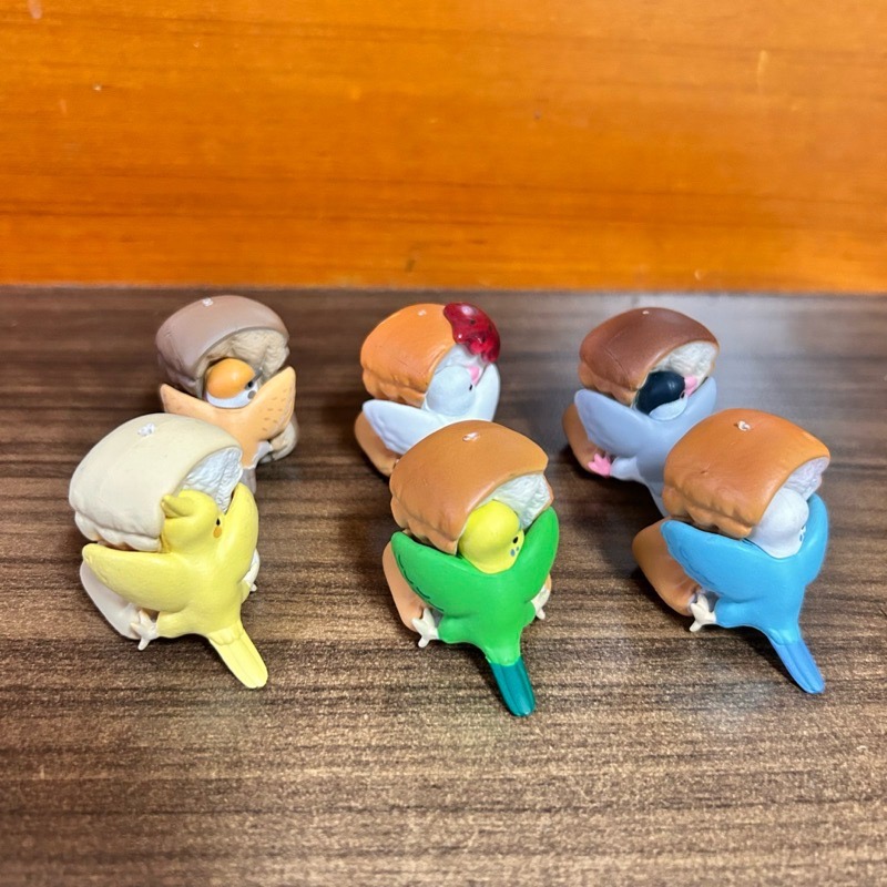 【阿皮小舖】二手現貨 Qualia 抱緊處理 小鳥 文鳥 麻雀 鸚鵡 吐司 吐司鳥 扭蛋 轉蛋 無吊鏈無蛋殼無蛋紙-細節圖4