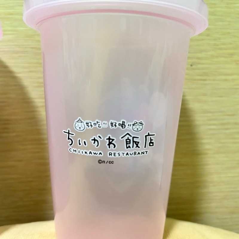 【阿皮小舖】日本現貨 吉伊卡哇 池袋餐廳 來來飯店 塑膠杯 小可愛 小八 烏薩奇 鎧甲人 全新未使用 附吸管-細節圖2