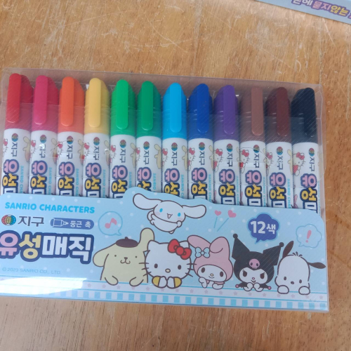 韓國 庫洛米 美樂蒂 KITTY 12色 彩色筆
