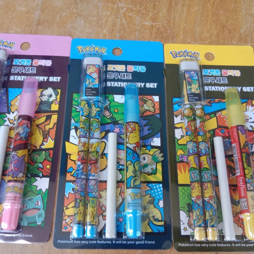 韓國代購  皮卡丘 寶可夢 鉛筆 *2 + 旋轉 橡皮擦  文具組 顏色隨機-細節圖3