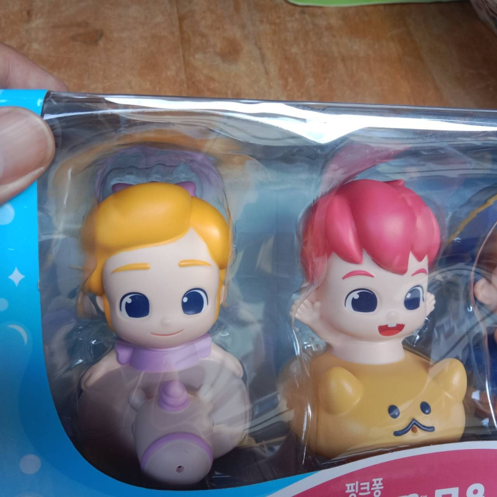 韓國  鯊魚寶寶 Bebefinn 噴水公仔 洗澡 玩具-細節圖2
