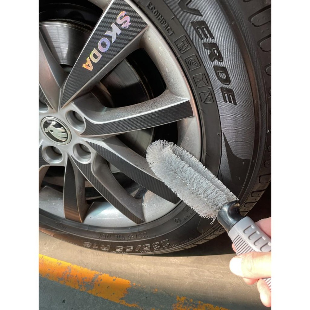 ✨全館免運✨ 輪圈清潔刷 輪框刷 鋁圈刷 汽車鋼圈刷 輪胎清潔 輪殼刷 腳踏車輪刷 機車輪框刷 廚房洗車 汽車刷-細節圖3