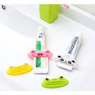 ✨全館免運✨ 吸盤擠牙膏器 牙膏座 洗面乳擠膏器 擠牙膏器 衛浴用品 牙膏省錢小幫手 隨機出貨不挑顏色 掛勾式-細節圖8