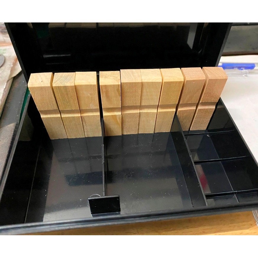 (快速出貨-桃園)多個印章 印章收納 印鑑盒 印章盒 印盒 多功能盒 私章盒 文具盒 收納 盒 箱 小 盒子 姓名章-細節圖3