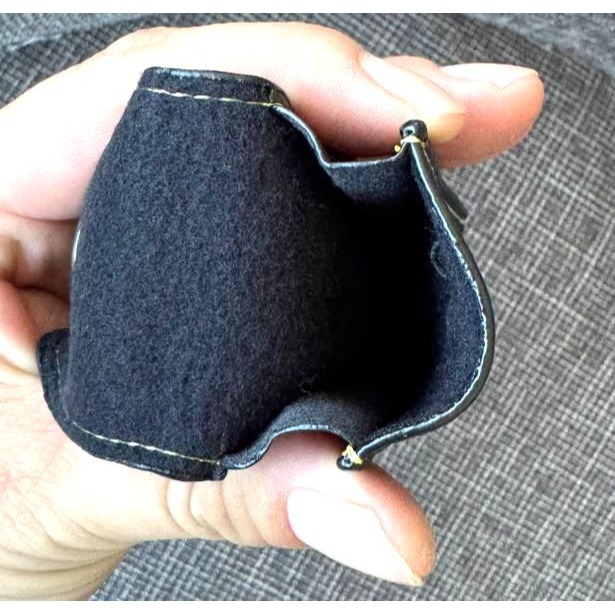 (快速出貨-桃園)質感 皮套 收納袋 印章 印章袋 印鑑章 精油 口紅 開瓶器 皮革 保護套 摺疊刀 小刀 收納 皮袋-細節圖6