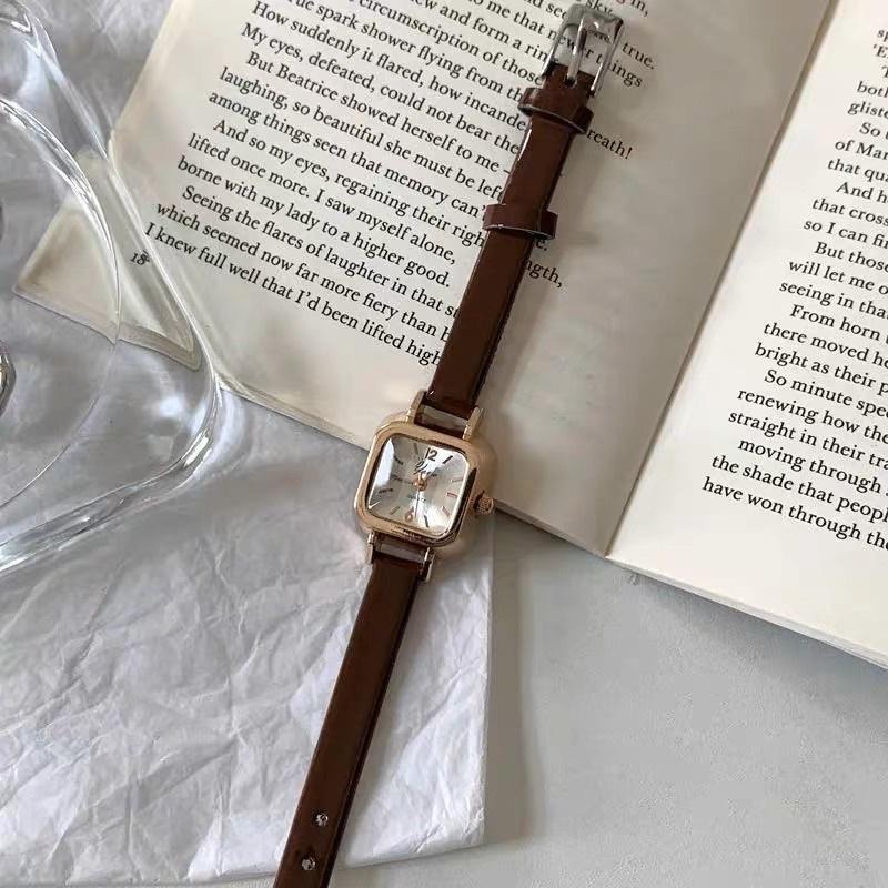 𝑳𝒊𝒍𝒊𝒌𝒐𝒌𝒐 ෆ法式慵懶小方糖手錶⌚️(2 colors)-細節圖6